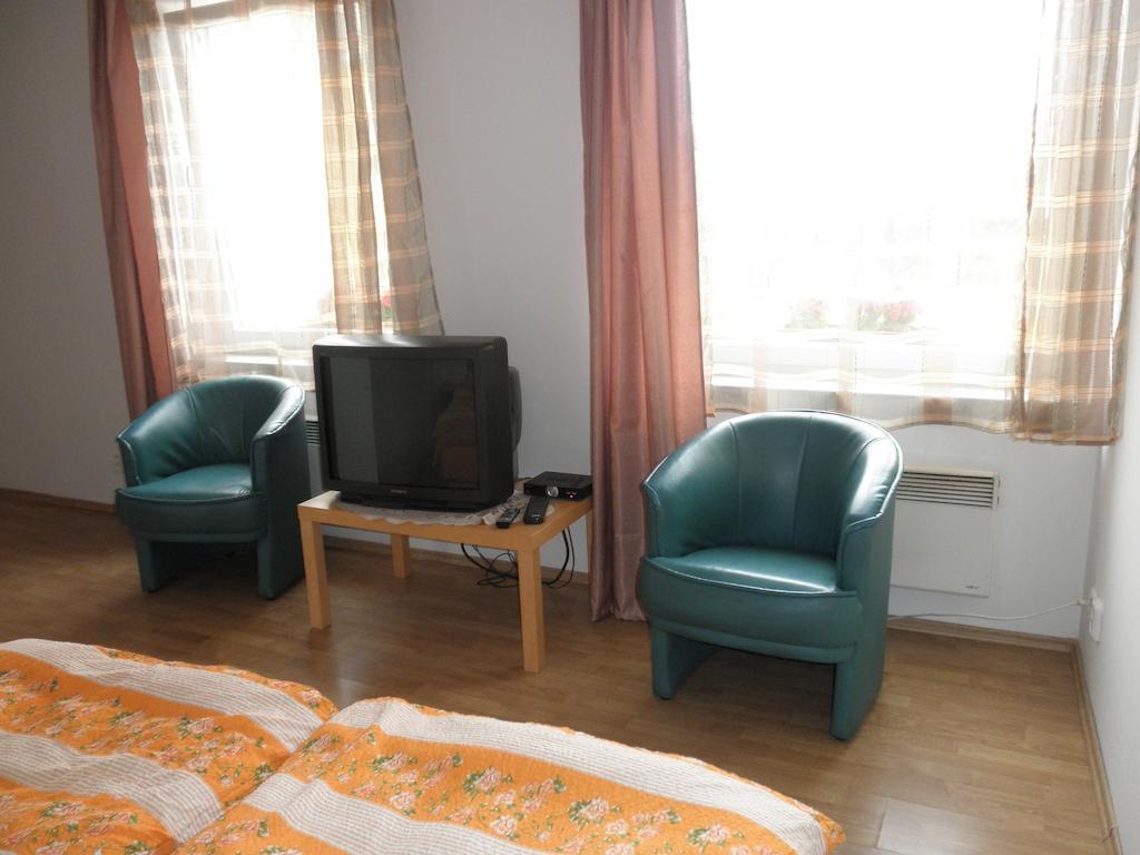 Ehila Hotel Karlovy Vary Szoba fotó